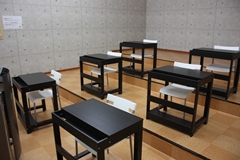 STEP2　体験レッスン (授業料無料、教材費のみ必要)